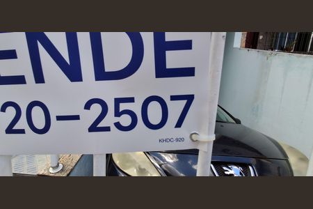 Casa à venda com 192m², 2 quartos e 2 vagasCódigo plaquinha KHDC-920