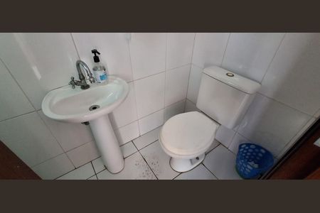 Casa à venda com 192m², 2 quartos e 2 vagasLavabo 2