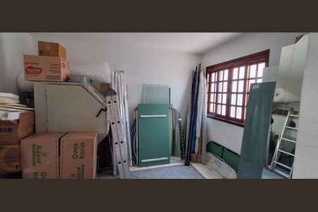 Casa à venda com 192m², 2 quartos e 2 vagasDepósito 