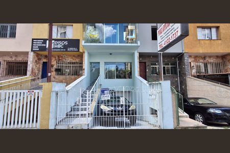 Casa à venda com 192m², 2 quartos e 2 vagasFachada 