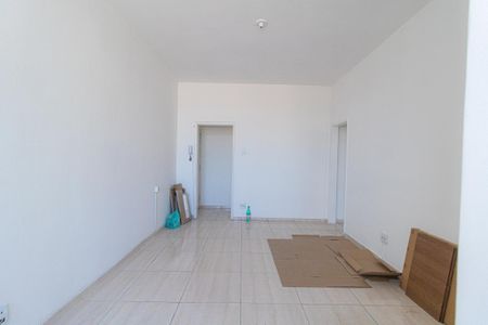 Sala de apartamento para alugar com 2 quartos, 80m² em Pilares, Rio de Janeiro