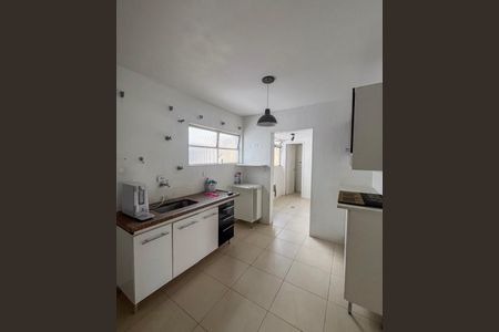 Apartamento à venda com 80m², 1 quarto e 1 vagaCozinha