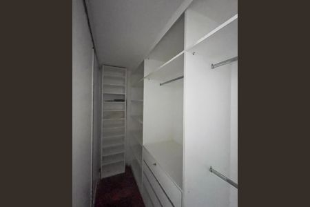 Apartamento à venda com 80m², 1 quarto e 1 vagaCloset
