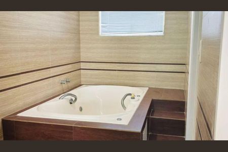 Casa à venda com 6 quartos, 400m² em Barra da Tijuca, Rio de Janeiro