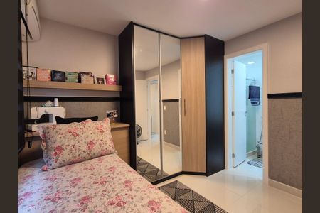 Casa de condomínio à venda com 255m², 4 quartos e 2 vagasSuíte 2