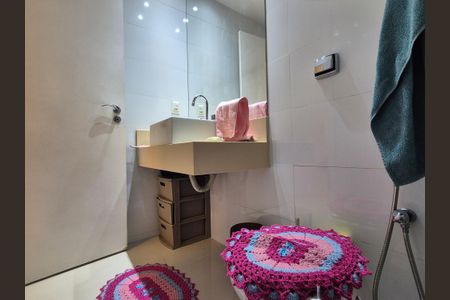 Casa de condomínio à venda com 255m², 4 quartos e 2 vagasBanheiro Suíte 3