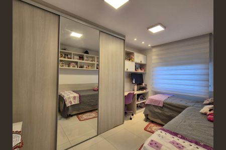 Casa de condomínio à venda com 255m², 4 quartos e 2 vagasSuíte 3