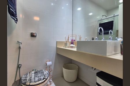 Casa de condomínio à venda com 255m², 4 quartos e 2 vagasBanheiro Suíte 2