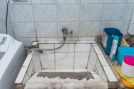 Casa à venda com 50m², 4 quartos e 1 vagaCozinha e área de serviço - casa 2