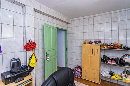 Casa à venda com 50m², 4 quartos e 1 vagaQuarto 2
