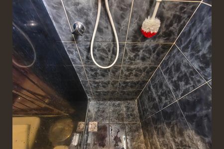 Apartamento à venda com 45m², 2 quartos e 1 vaga Apartamento à venda com 45m², 2 quartos e 1 vagaBanheiro Social