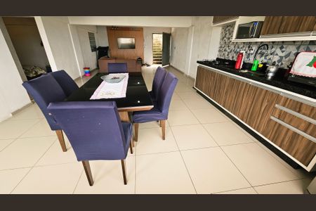 Casa à venda com 2 quartos, 347m² em Ivoturucaia, Várzea Paulista