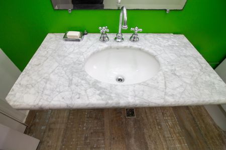 Casa para alugar com 150m², 2 quartos e sem vagaBanheiro da Suíte