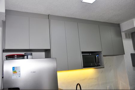 Apartamento à venda com 33m², 2 quartos e sem vaga Apartamento à venda com 33m², 2 quartos e sem vagaDetalhe - Cozinha Americana