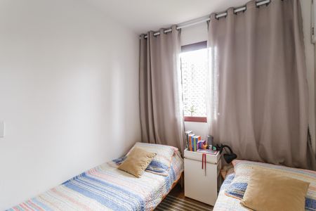 Apartamento à venda com 167m², 4 quartos e 3 vagas Apartamento à venda com 167m², 4 quartos e 3 vagasQuarto 2