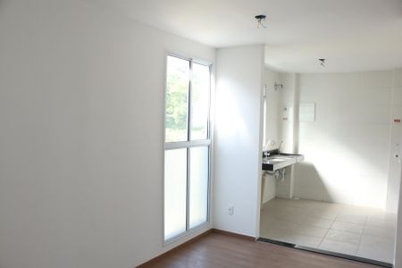 sala de apartamento para alugar com 2 quartos, 48m² em Jardim Alvorada, Nova Iguaçu