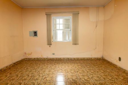 Quarto de casa à venda com 4 quartos, 300m² em Penha de França, São Paulo