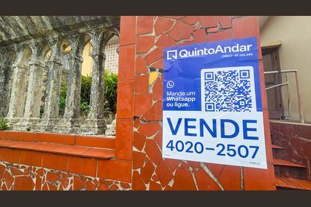 Casa à venda com 300m², 5 quartos e 1 vagaFachada - plaquinha