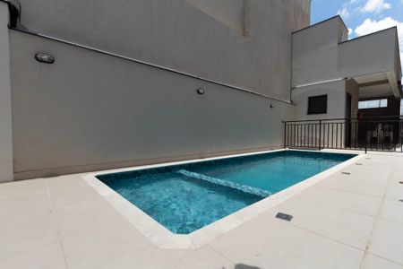 Apartamento para alugar com 45m², 2 quartos e 1 vagaÁrea comum - Piscina