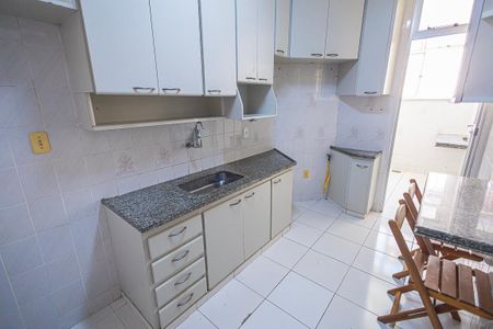 Apartamento para alugar com 90m², 3 quartos e 2 vagascozinha