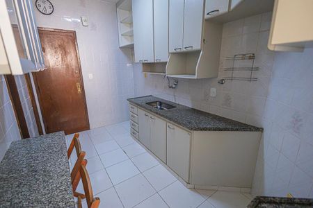 Apartamento para alugar com 90m², 3 quartos e 2 vagascozinha