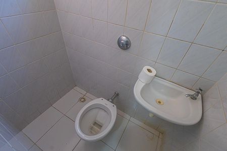 Apartamento para alugar com 90m², 3 quartos e 2 vagassuite / DCE