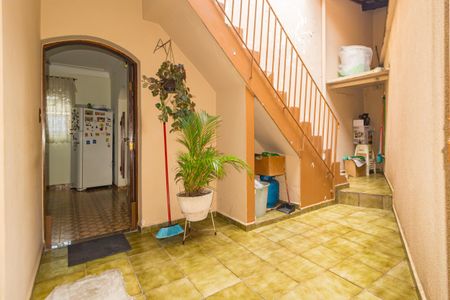 Casa à venda com 180m², 2 quartos e 2 vagasQuintal