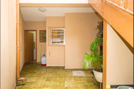 Casa à venda com 180m², 2 quartos e 2 vagasQuintal