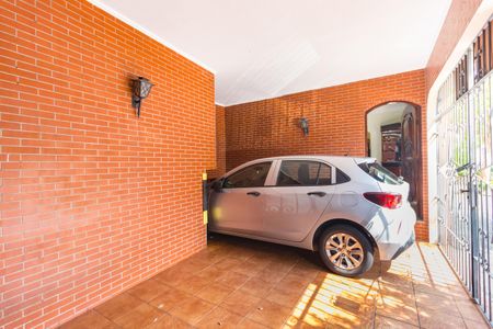 Casa à venda com 180m², 2 quartos e 2 vagasGaragem