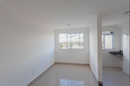 Sala de apartamento à venda com 2 quartos, 48m² em Vila Satúrnia, Campinas
