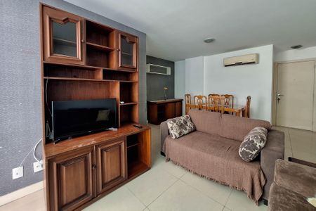 Apartamento para alugar com 123m², 2 quartos e 1 vaga Apartamento para alugar com 123m², 2 quartos e 1 vagaSala