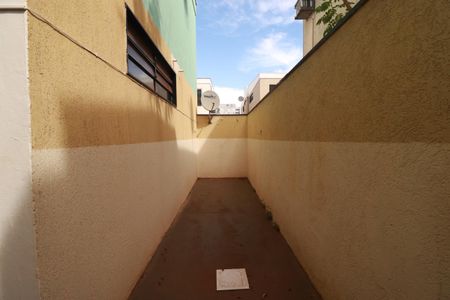 Apartamento para alugar com 80m², 2 quartos e 1 vaga