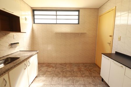 Apartamento para alugar com 80m², 2 quartos e 1 vaga
