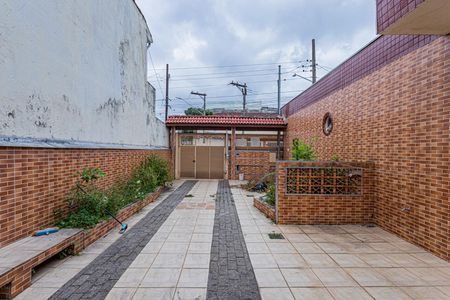 Casa à venda com 140m², 3 quartos e 6 vagasGaragem e quintal