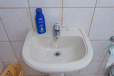 Casa à venda com 140m², 3 quartos e 6 vagasBanheiro