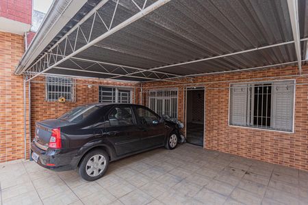 Casa à venda com 140m², 3 quartos e 6 vagasGaragem e quintal