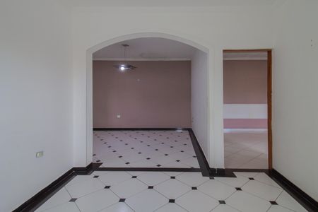 Casa para alugar com 100m², 2 quartos e 1 vagaSala de jantar