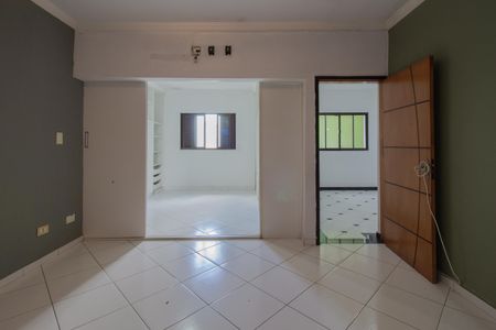 Quarto Suíte de casa para alugar com 2 quartos, 100m² em Jardim Guapituba, Mauá