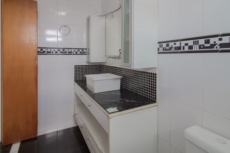 Casa para alugar com 100m², 2 quartos e 1 vagaBanheiro suíte 1