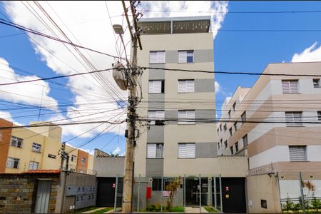 Apartamento para alugar com 65m², 2 quartos e 2 vagasFachada