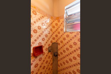 Casa à venda com 108m², 3 quartos e 2 vagas Casa à venda com 108m², 3 quartos e 2 vagasBanheiro