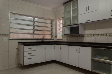 Casa à venda com 150m², 2 quartos e 2 vagasCozinha