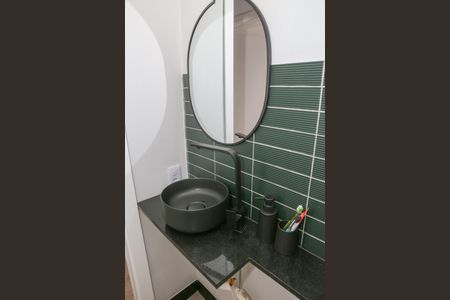 Apartamento à venda com 43m², 2 quartos e sem vaga Apartamento à venda com 43m², 2 quartos e sem vagaBanheiro