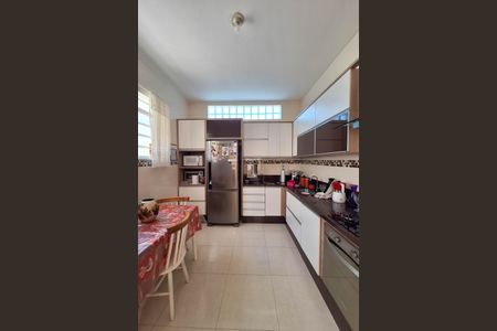 Casa à venda com 110m², 3 quartos e 5 vagasCozinha