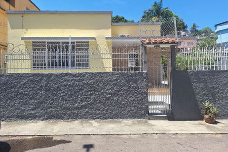Casa à venda com 110m², 3 quartos e 5 vagasFachada