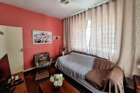 Casa à venda com 110m², 3 quartos e 5 vagasSala