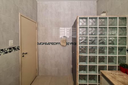 Casa à venda com 110m², 3 quartos e 5 vagasBanheiro Social