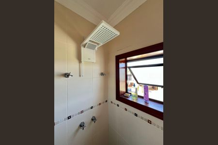 Casa de condomínio à venda com 265m², 4 quartos e 4 vagasBanheiro da Suíte