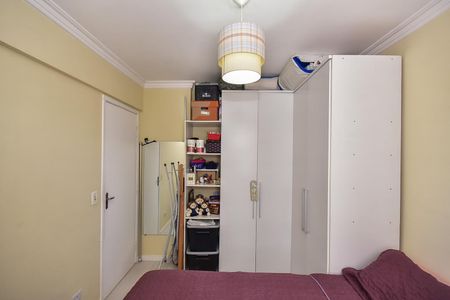Quarto 1 de apartamento para alugar com 2 quartos, 57m² em Jardim Henriqueta, Taboão da Serra