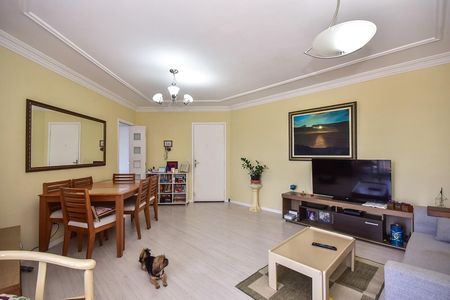 Sala de apartamento para alugar com 2 quartos, 57m² em Jardim Henriqueta, Taboão da Serra